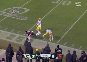 Caleb Williams finds Colston Loveland on 22-yard gain