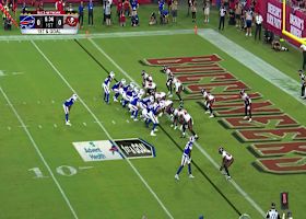Frank Gore Jr. punches through a crease to score TD vs. Bucs