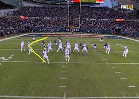 Jared Goff's 34th TD pass of 2025 hits Gibbs, boosting Lions' lead to 12-0