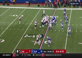 DeVante Parker climbs the ladder to reel in 16-yard pass from Zappe