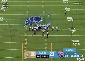 Slye splits the uprights from 58 yards