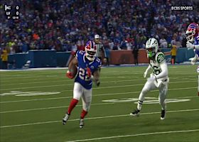 Ray Davis displays blazing speed on 17-yard sideline skirt