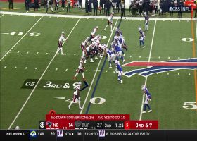 Zappe evades pocket pressure, locates Mike Gesicki for first down