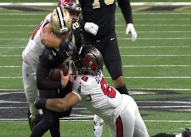 Anthony Nelson rattles Spencer Rattler forcing a fumble five plays into the first drive