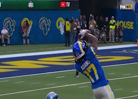 Davante Adams goes way upstairs to snag Stafford's 18-yard pass