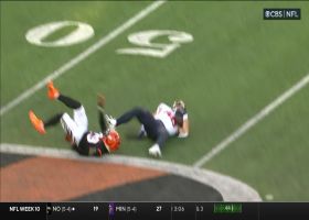 Schultz survives undercut tackle to snag 25-yard catch on final drive