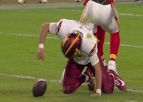 Mariota slams football into ground after being sacked by Michael Danna