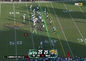 Davante Adams left all alone on 41-yard catch and run