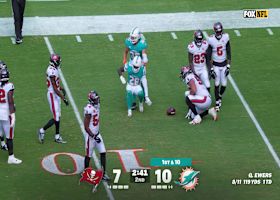 De’Von Achane gains 20 yards on catch, accounting for 55 yards on Dolphins 76-yard drive