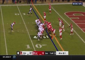 Gay enters bear-crawl celebration after big TFL on fourth down in red zone