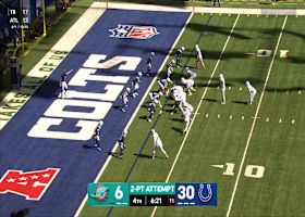 Dolphins' two-point conversion attempt is good following Hill's reception