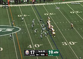 Will McDonald IV enters backfield in a flash with 9-yard sack on Rodgers