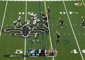 Hurts' fourth-down pass to Goedert moves chains for Eagles vs. Saints