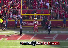 Harrison Butker's 44-yard field goal boosts Chiefs' lead to 17-10 vs. Texans