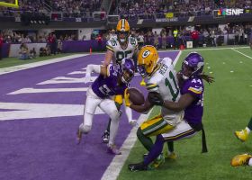 Jayden Reed scores 25-yard TD with Vikings draped all over him