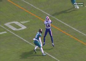 Josh Allen pinpoints Shavers for a 14-yard third-down conversion