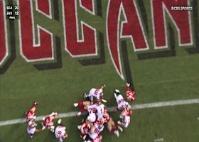 Rachaad White's fourth TD of 2025 opens scoring in 49ers-Bucs matchup