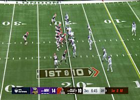 Can't-Miss Play: Major hurdle alert! David Njoku goes skyward vs. Vikings