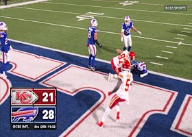 Mahomes' two-point-conversion pass to Kelce makes it a 28-21 game in Buffalo