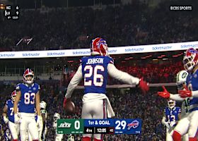 Mitchell Trubisky cashes in for his FOURTH TD of the game on 6-yard toss to Johnson