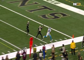 Bryce Young places 32-yard touchdown in the bucket to Jalen Coker