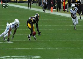 Steelers' punt deflects off of Downs for a Pittsburgh recovery inside the red zone