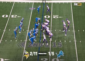 Aaron Jones operates in space for 31-yard gain down the sideline