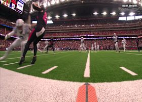 Schultz gets shifty on first play following 17-yard catch and run