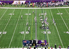 Nick Vannett's gritty 8-yard reception earns the Vikes a new set of downs