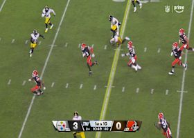 Jerry Jeudy slips upfield for 16 yards