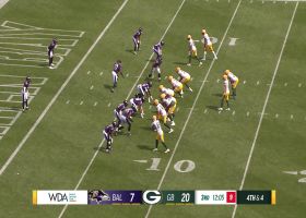 Malik Heath hits the Lambeau Leap after his 7-yard TD catch extends Packers' lead to 19