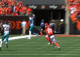 Lawrence's 18-yard connection with Dyami Brown gets Jags into Cincy territory