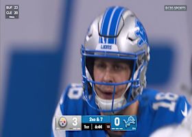 Goff finds Anthony Firkser for an 18-yard gain