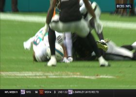 Nate Hobbs' big day continues with forced-fumble takeaway vs. Julian Hill