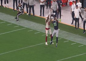 Arroyo outleaps Sweat to snag 32-yard deep ball from Darnold