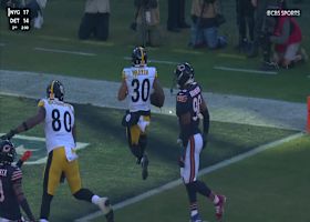 Jaylen Warren's third TD run of 2025 gives Steelers a 20-14 lead vs. Bears