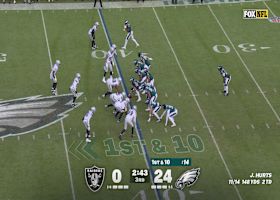 Saquon Barkley flashes balance and agility on 17-yard gain