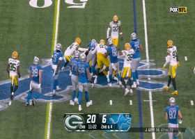 David Montgomery activates his spin move on third down