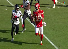 Patrick Mahomes' best plays from 2-TD game | Week 16