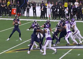 Herbert's 13-yard strike to Gadsden gets Chargers into Vikings' territory on first drive