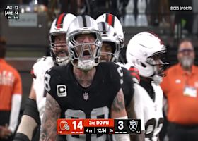 Maxx Crosby infiltrates Browns' backfield for powerful TFL in fourth quarter