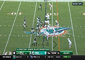 Rodgers' 35-yard laser beam to Wilson comes on fourth-and-5 vs. Dolphins