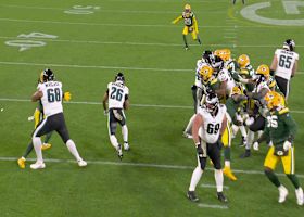 Saquon Barkley finds a sliver of daylight for 15-yard burst vs. Packers