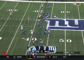 Tyrod Taylor buys time to locate Jalin Hyatt along the sideline for 18-yard connection