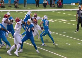 Jer'Zhan Newton sacks Justin Herbert for 9-yard loss