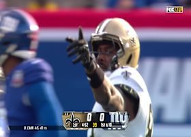 Carr's 30-yard connection with Juwan Johnson gets Saints into Giants' territory