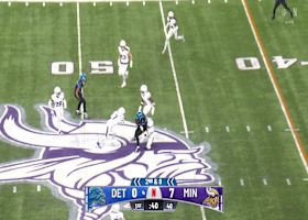 Jared Goff pinpoints Jameson Williams for a 15-yard gain