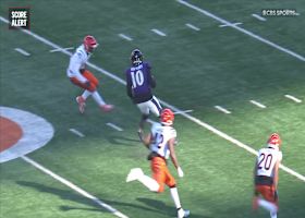 DeAndre Hopkins turns the clock back on 32-yard catch and run into Cincy territory