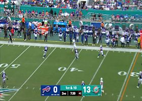 Tua drops 25-yard sideline dime to Jaylen Waddle