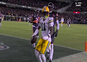 Jordan Love's 18-yard TD loft to Jayden Reed boots Packers' lead to 13-3 vs. Bears